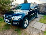 Mitsubishi Pajero 3,2 DI-D 4WD Plus Automatik Plus - gebrauchte Mitsubishi Pajero aus dem Jahr 2014