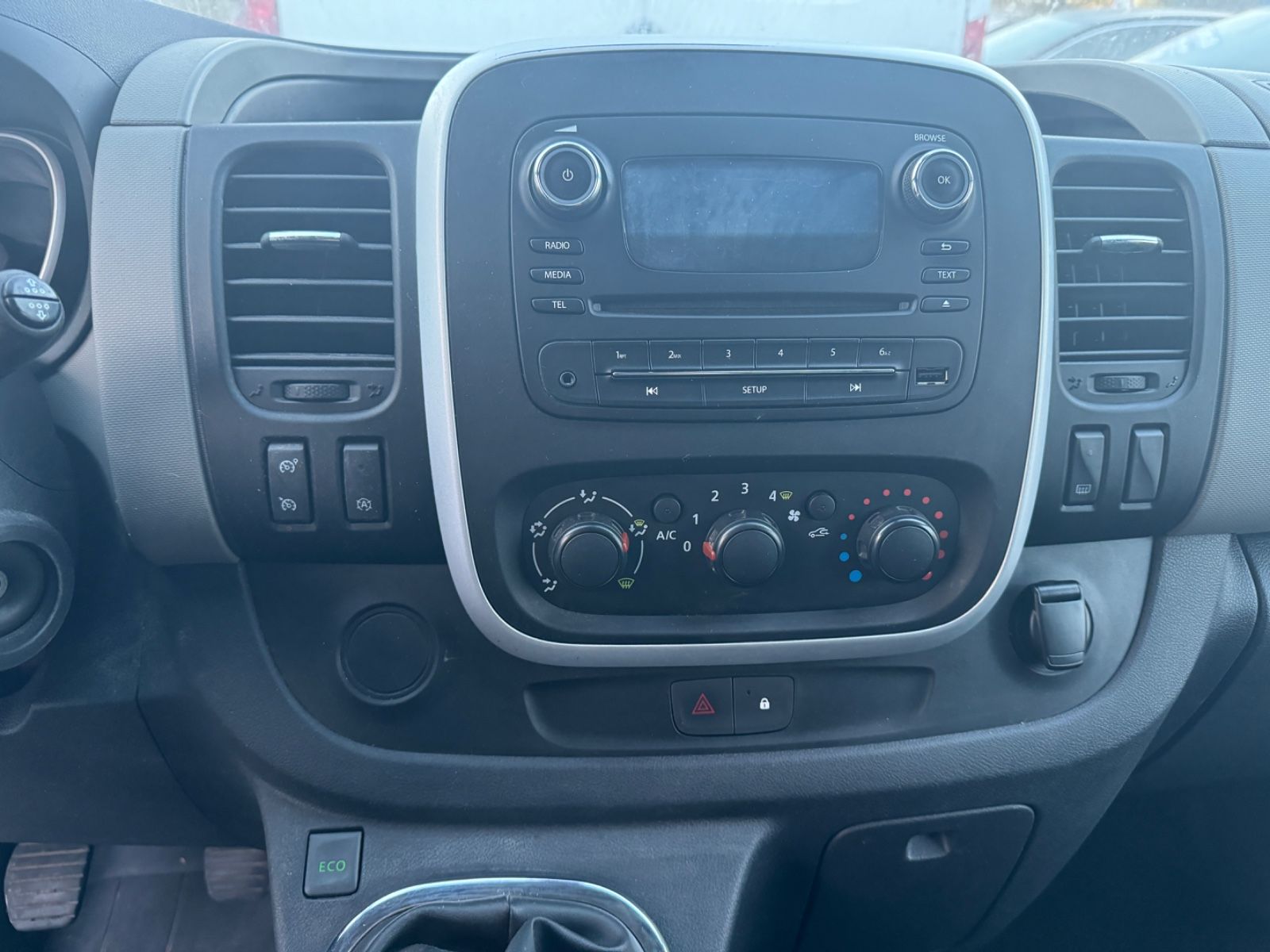 Fahrzeugabbildung Nissan NV300 Kastenwagen L2H1 Kamera+Klima
