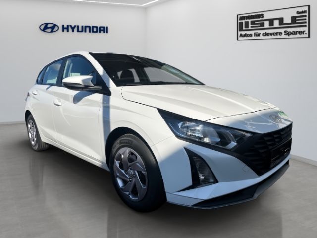 Fahrzeugabbildung Hyundai i20 FL (MY25) 1.2 Select Navi Kamera Einparkhilf