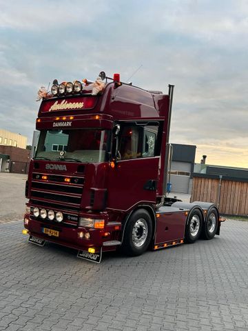 Scania R164-580 V8 SHOWTRUCK