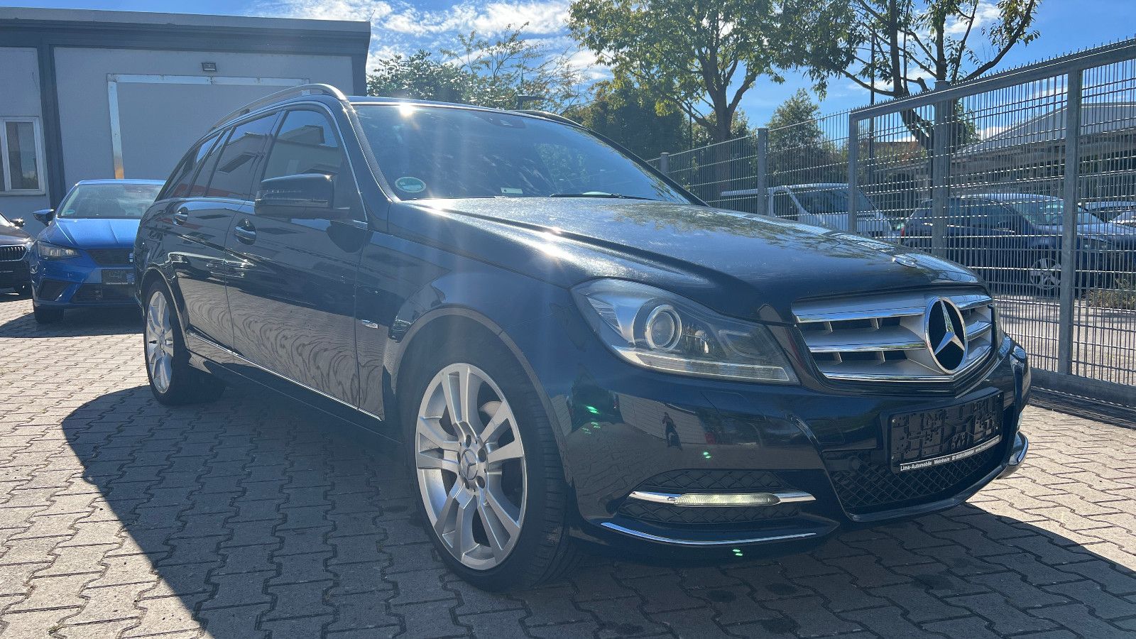 Mercedes C 220 2011, 2.1D dīzelis, Automāts, Universāls, Melns — Latvijā
