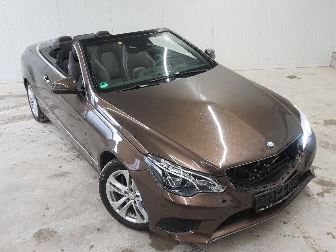 Mercedes-Benz E 350 Cabrio CGI BlueEfficiency *Harman-Kardon*