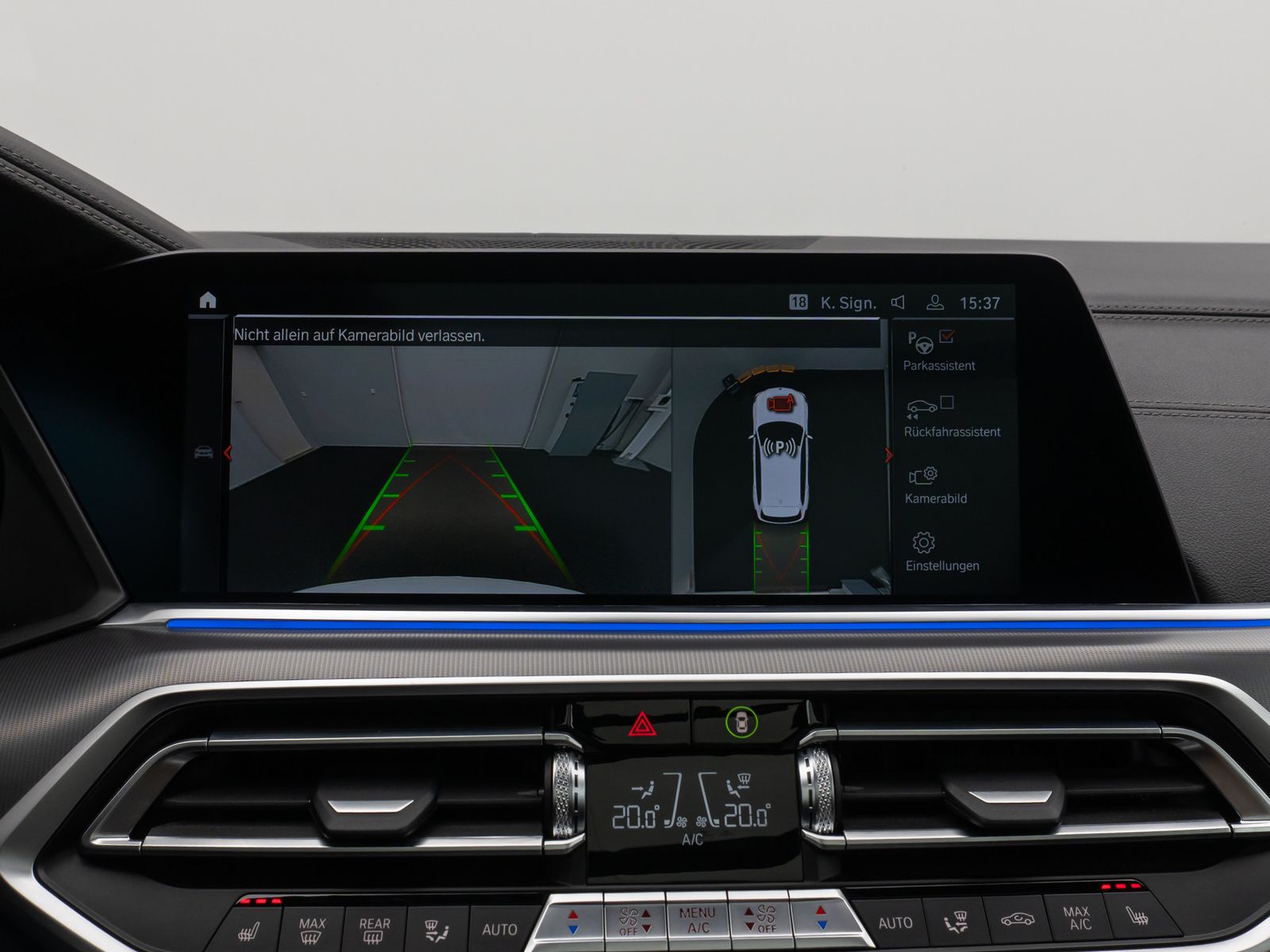 Fahrzeugabbildung BMW X5 xD30d M Sport 360°Panorama Laser HUD DAB HiFi