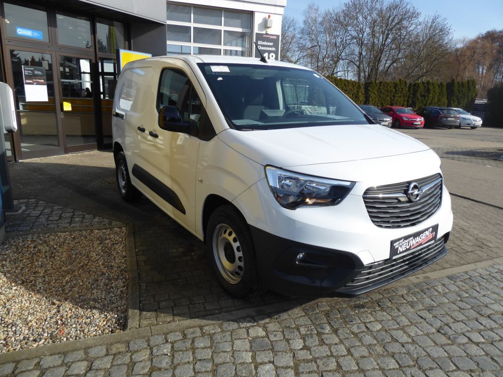 Fahrzeugabbildung Opel Combo-e Cargo (50-kWh)