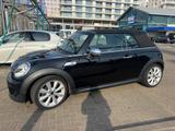 MINI Cooper SD Cabrio Cooper S - schwarze MINI Cooper SD Cabrio