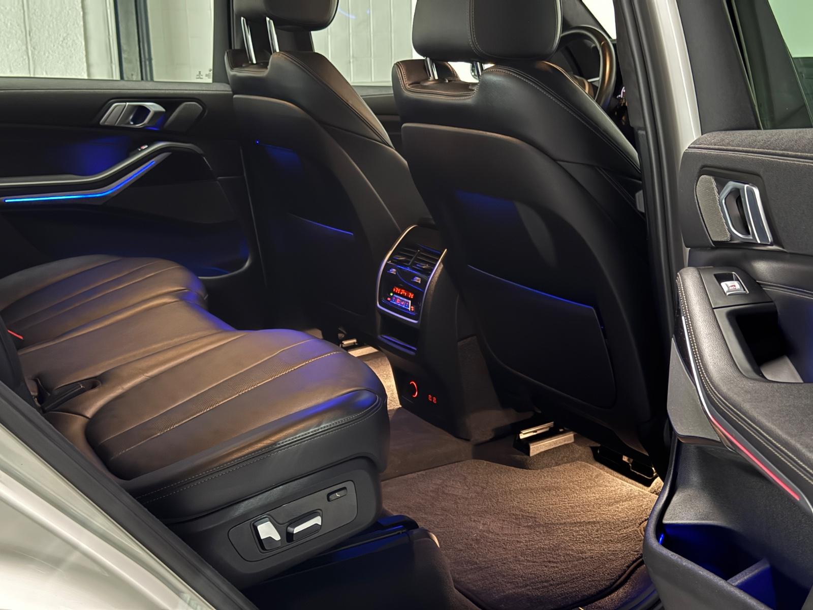 BMW X7 M50i xDrive V8 2.HD*PANO*ACC*HEAD-UP*H/K*LUF