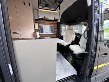 HYMER  ERIBA  HYMERCAR Grand Canyon S CrossOver 600 4x4 Winterpaket  