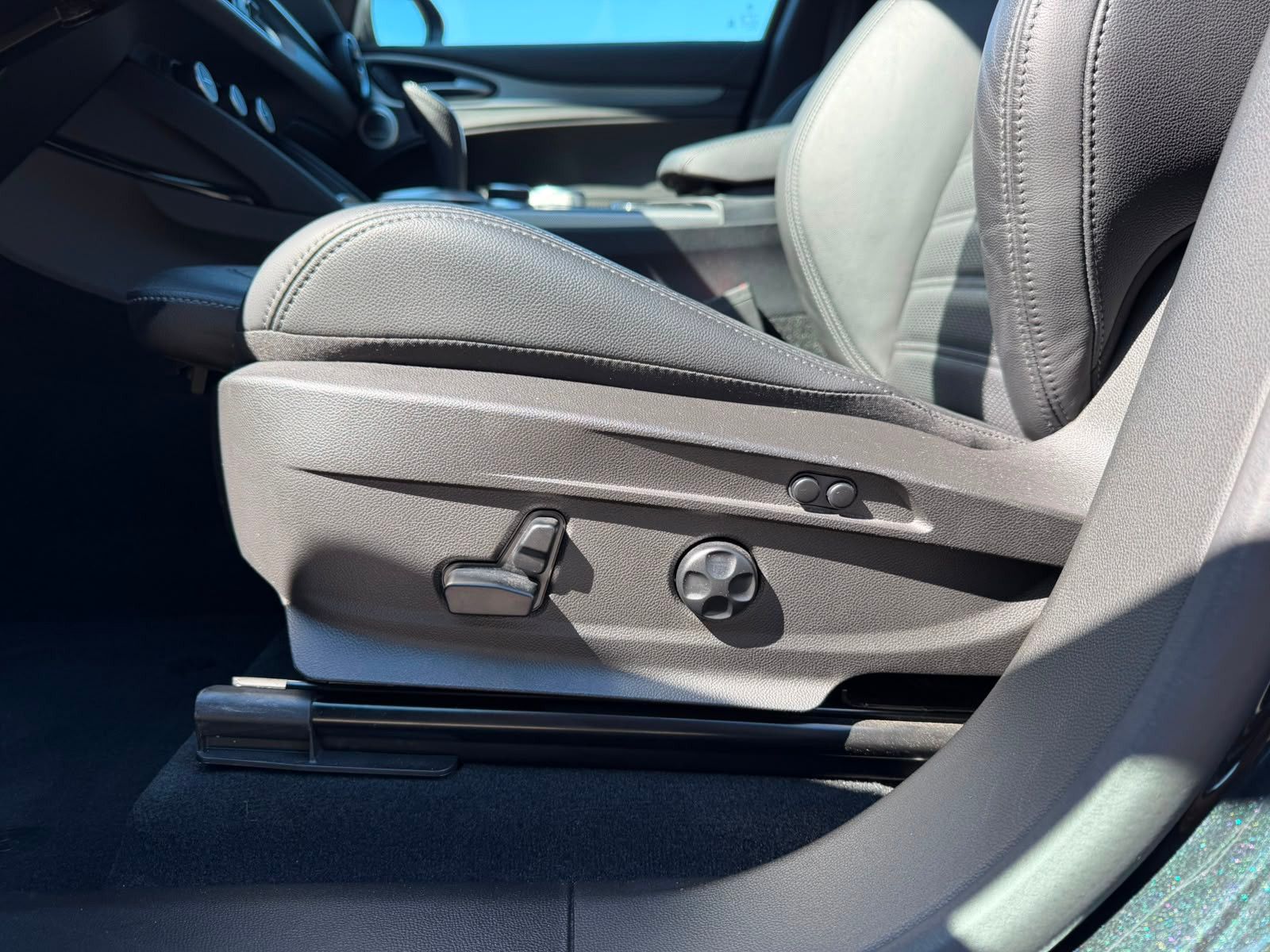 Fahrzeugabbildung Alfa Romeo Stelvio Veloce Q4