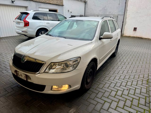 Skoda Octavia Combi Elegance