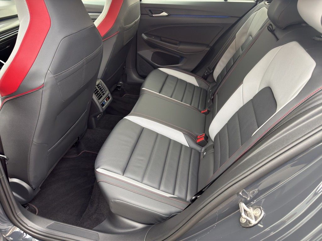 Volkswagen Golf - Bild 17