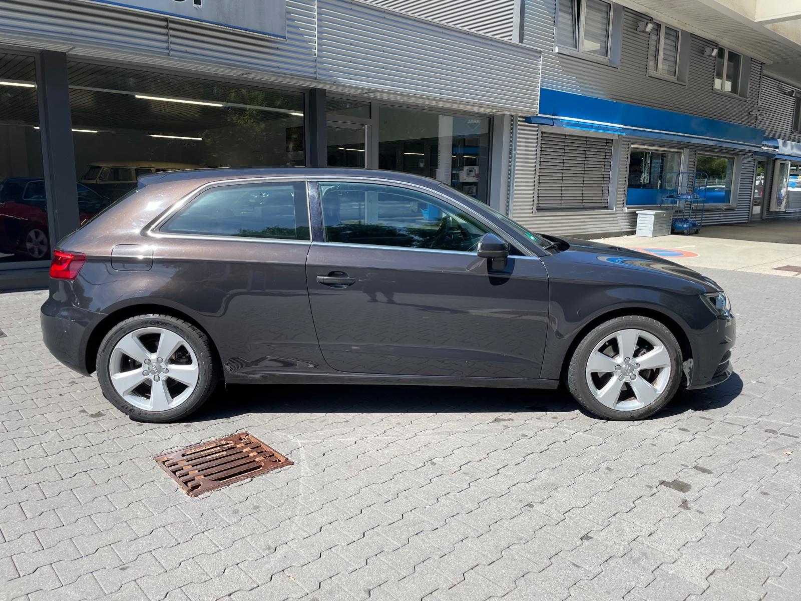Audi A3 1.4 TFSI S tronic Ambition *LED Sitzheizung*
