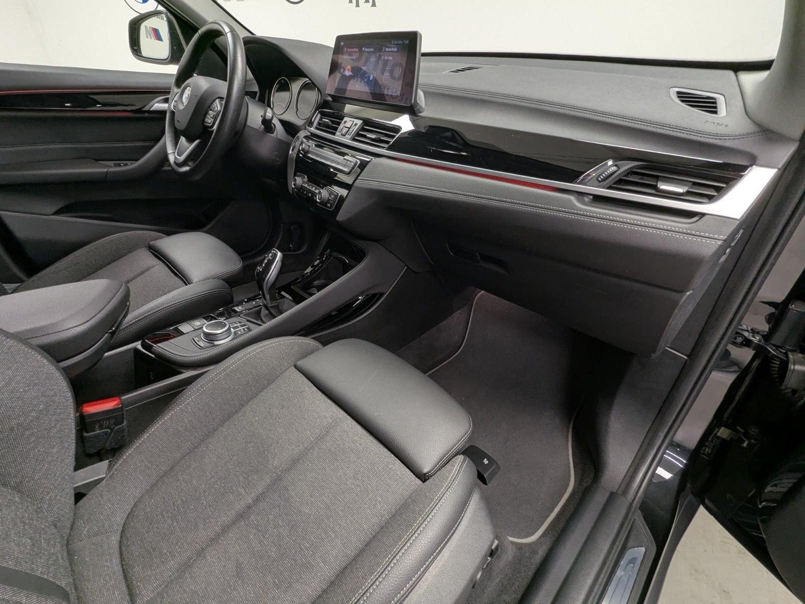 BMW X1 xDrive20d Sport Line HUD RFK DA PA NAVI LED P, миниатюра 6