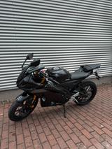 Yamaha YZF R 125 Kommission - YAMAHA NEU R1