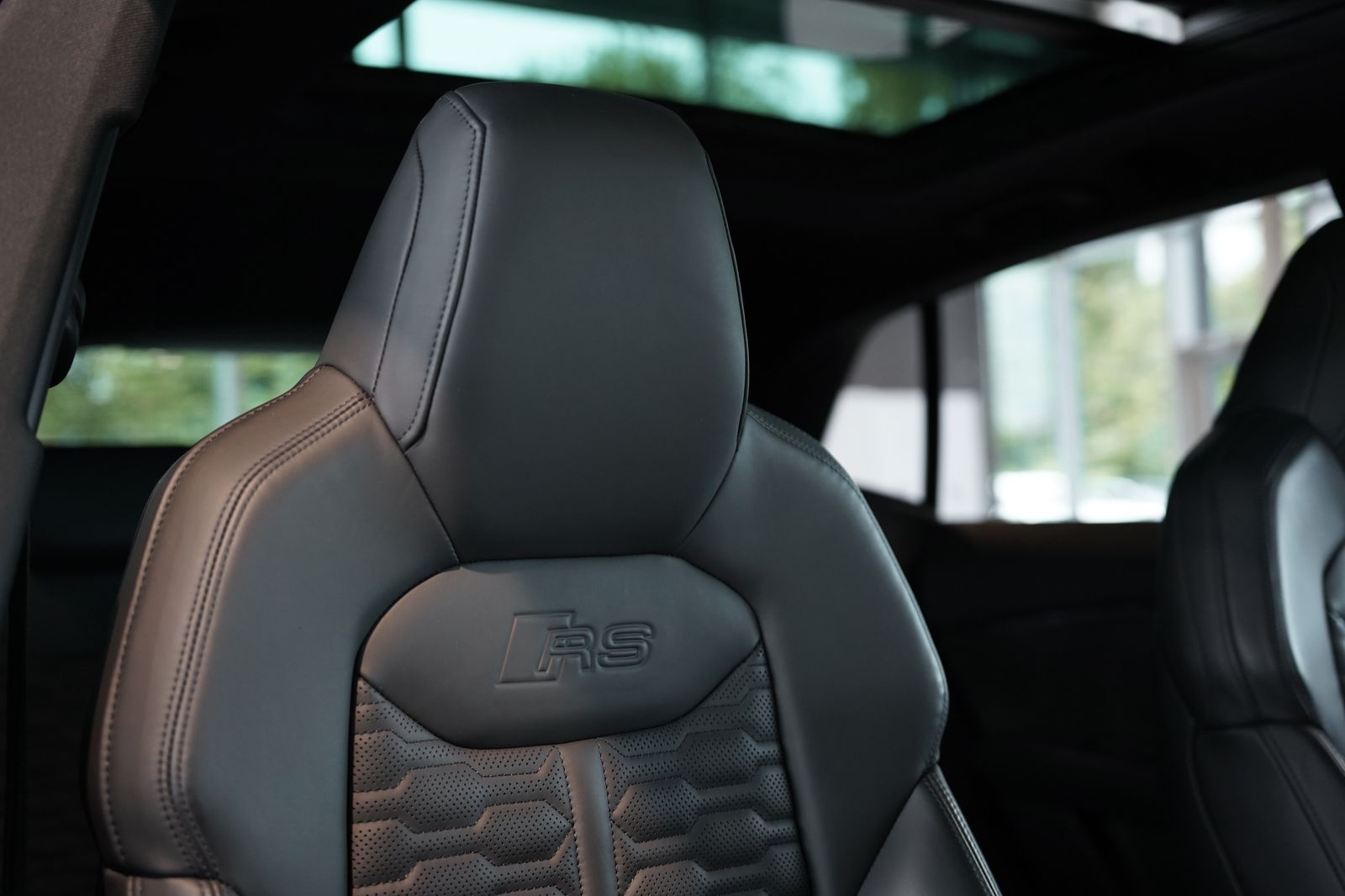 Audi Rsq8