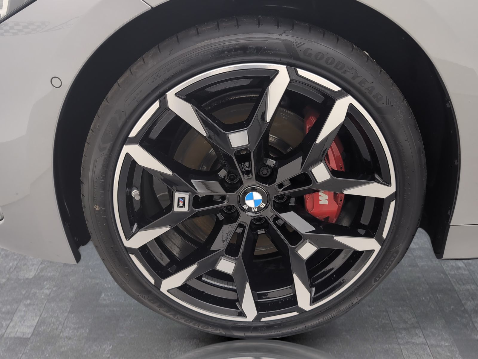 BMW 330 - Bild 18