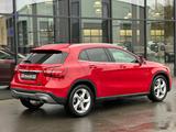 Mercedes-Benz GLA 180 Style Aut. S-HE/NAVI/LED/AHK/18LM/LEDER - Mercedes-Benz GLA 180 Gebrauchtwagen