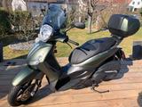 Piaggio Beverly 350 S - Piaggio Motorräder in Stuttgart