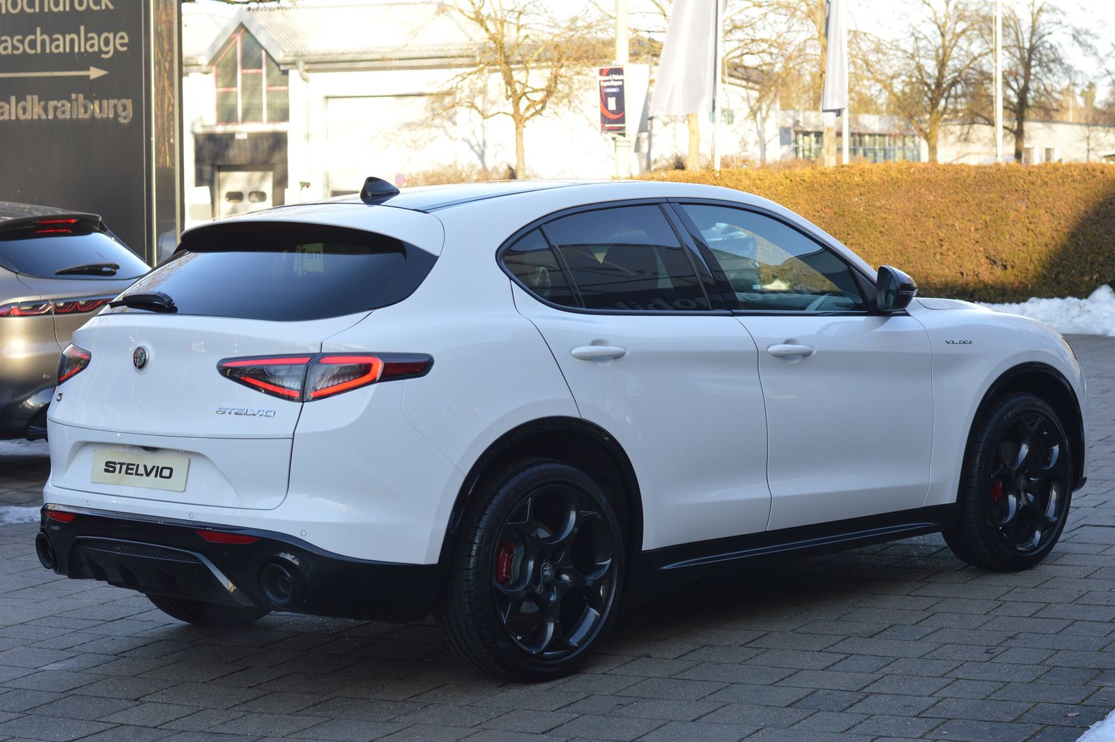 Alfa Romeo Stelvio - Bild 4