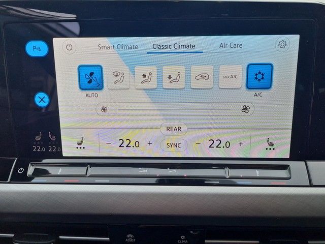 Fahrzeugabbildung Volkswagen Golf VIII Variant TSI Life LED Navi Climatronic