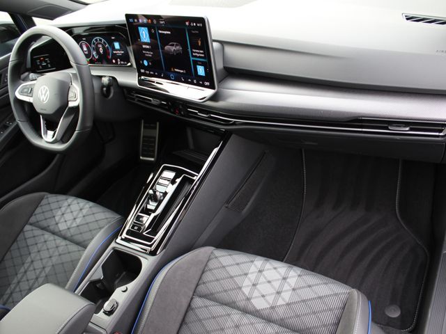 Golf VIII Variant 2,0 TSI 4Motion* R-Line*AHK