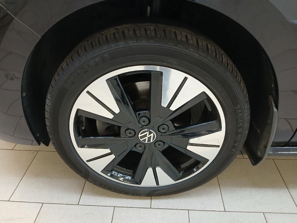 Volkswagen T7 Multivan — hlavná fotografia