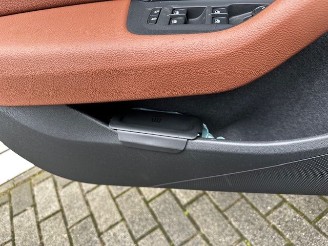 Superb Combi L&K 2.0 TSI 4x4 DSG AHK;MATRIX;NAV