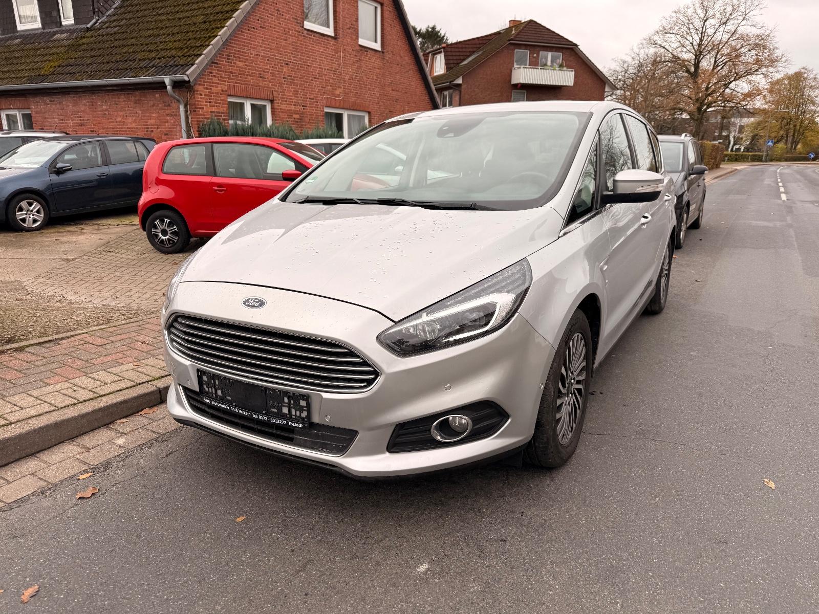 Ford S-Max S-MAX Titanium *190PS+LED+1HAND*
