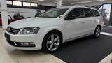 Volkswagen Passat Comfortline*Pano*ACC*AHK*8 fach - Volkswagen Passat: Kombi, Comfortline