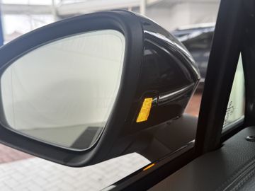 Volkswagen Tiguan 2.0TDI ELEGANCE DSG IQ MATRIX KAM ACC AHK