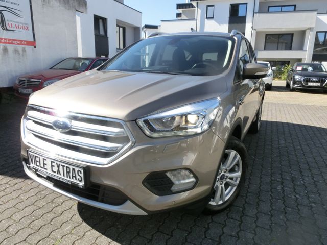 Ford KUGA 1.5 EcoBoost KAMERA NAVI+GROSS XENON 1.HAND