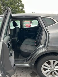 Nissan Qashqai - 10