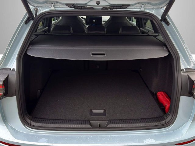 Golf VIII Variant R-Line 1.5 l eTSI OPF 110 kW