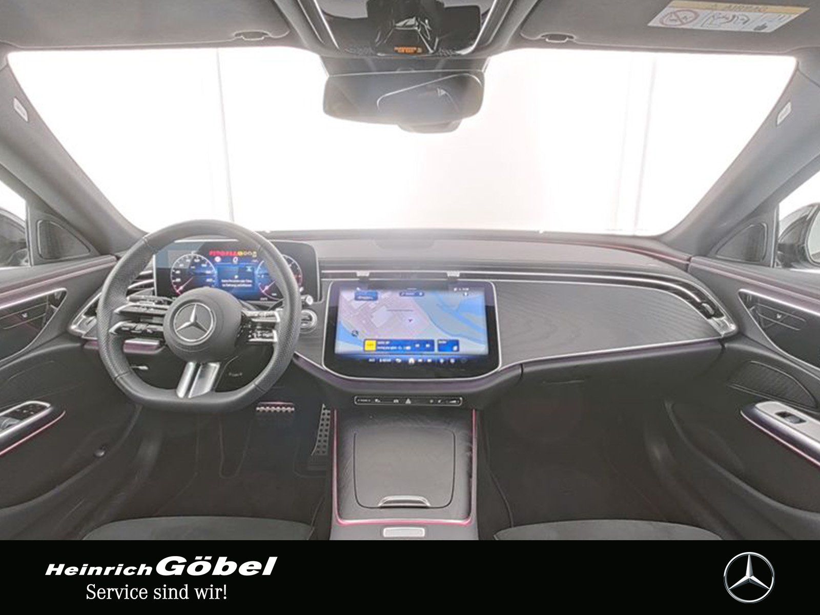 Fahrzeugabbildung Mercedes-Benz E 220 d T AMG+AHK+NIGHT+KAMERA+LED+CARPLAY