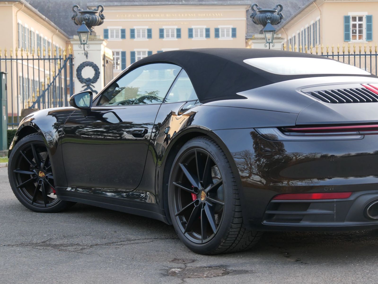 Fahrzeugabbildung Porsche 911 Carrera 3.0 4S Cabriolet SPORTABGAS BOSE