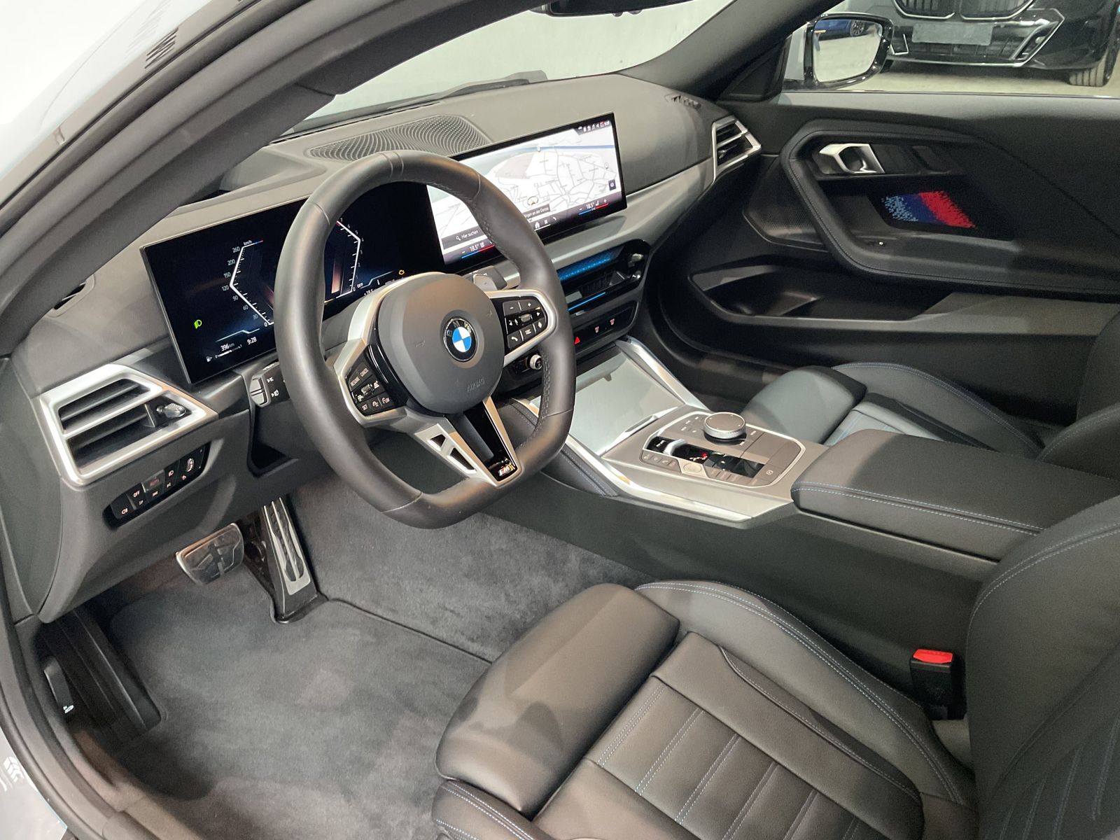 Fahrzeugabbildung BMW 230i Sitzverstellung elektrisch mit Memory | AHK