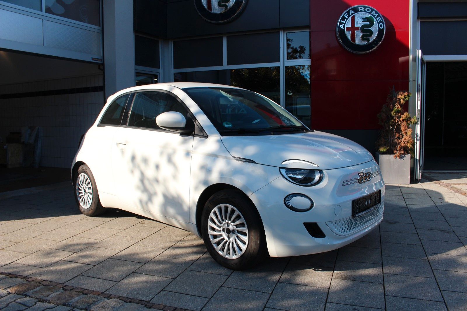 Fiat 500e CARPLAY/ SOH 96,5% imagem 3