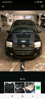 Fiat Panda 100hp 16 V - Fiat Panda Kleinwagen 100hp mit Benzin-Antrieb