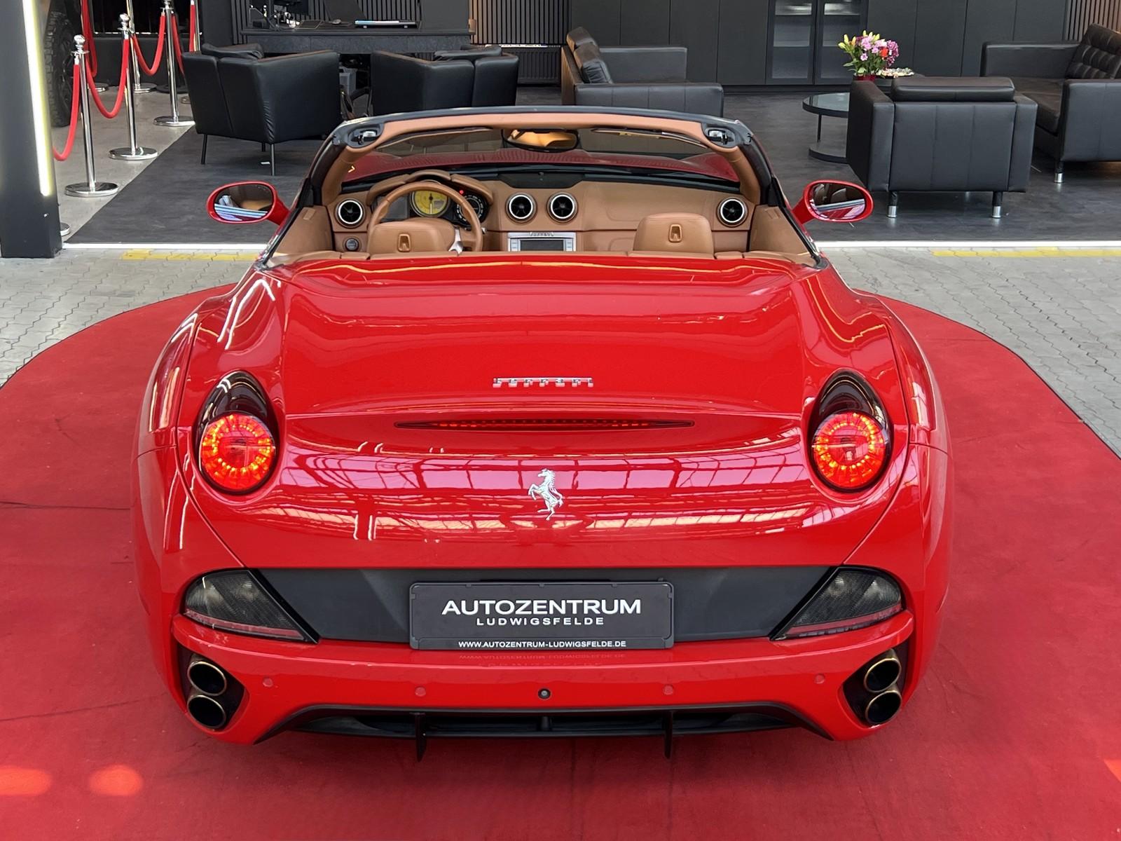 FERRARI CALIFORNIA F1 CAM / GPS / LED / | 489 ch | BVA