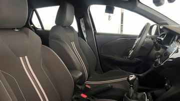Fotografie 8 des Opel Corsa 1.2 Direct Injection Turbo GS