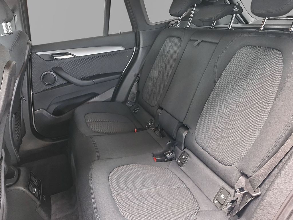 BMW X1 xDrive25e Advantage DAB LED Navi Tempomat Shz