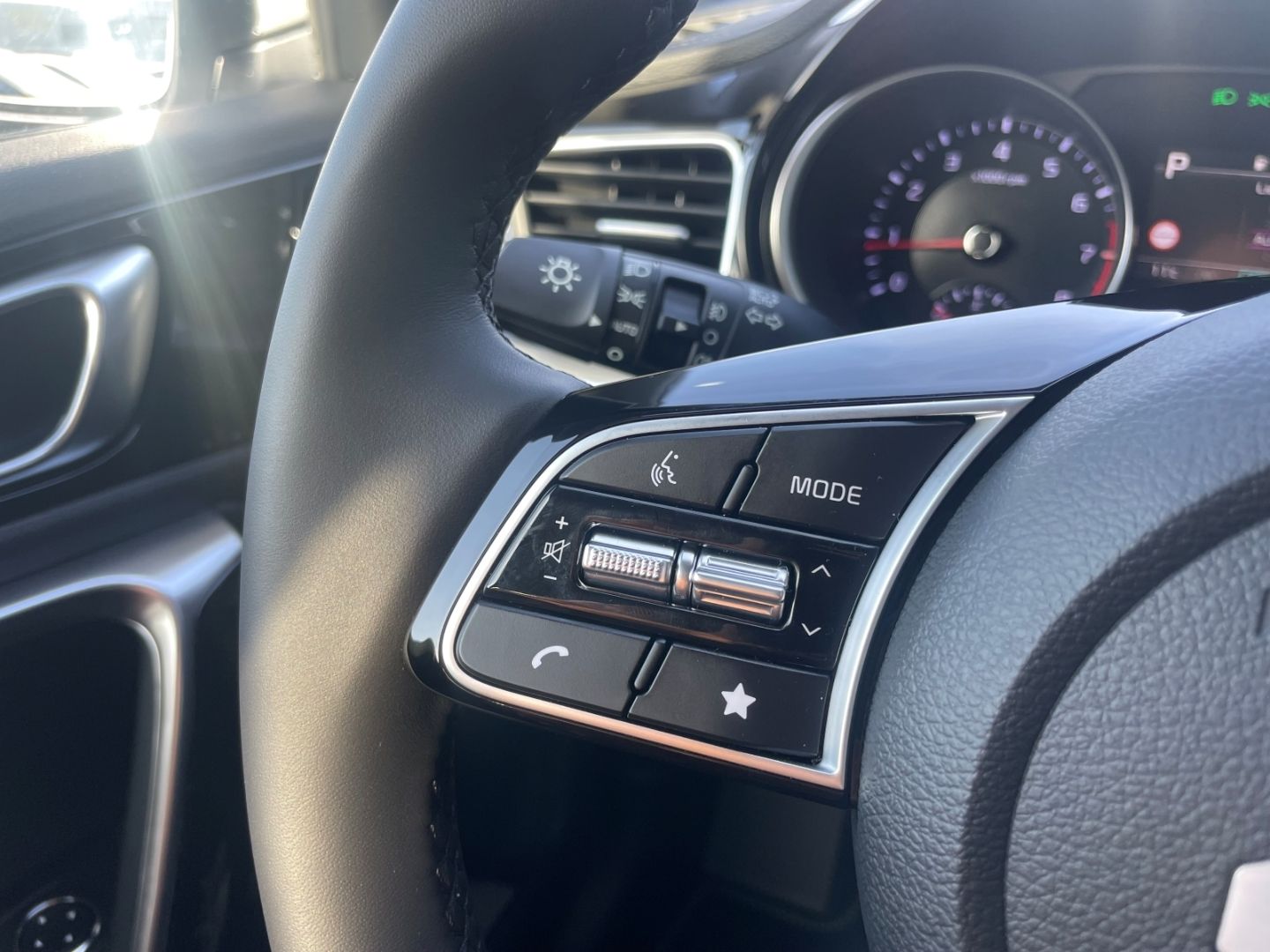 Fahrzeugabbildung Kia Ceed Ultimate Edition DCT,JBL,LED, Kamera,Tot.Wi