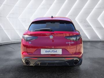 Alfa-Romeo Stelvio - 3