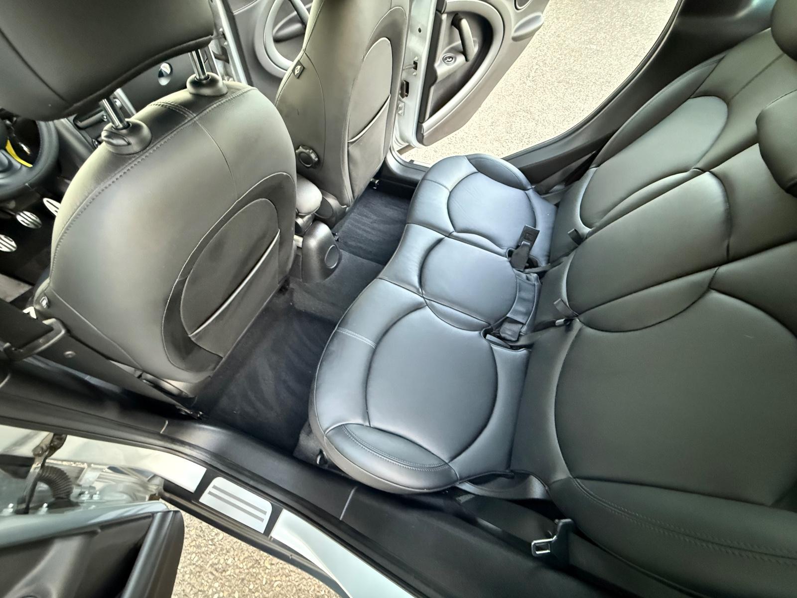 MINI Cooper S Countryman ALL4/XENON/LEDER/PDC/TOP