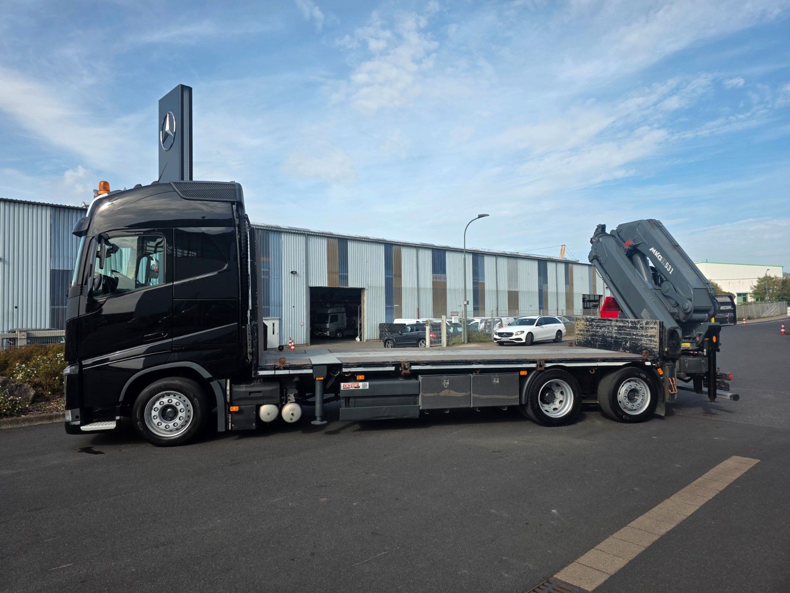 Fahrzeugabbildung Volvo FH 500 6x2 Heckkran MKG HLK 531 HP a5 Funk