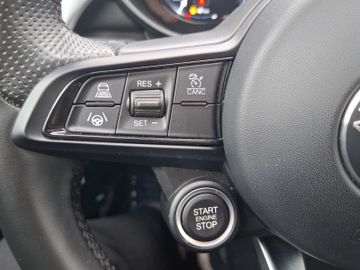 Alfa Romeo Giulia Veloce Q4 2.0 Turbo 16V Kam.+KeyLess+SHZ