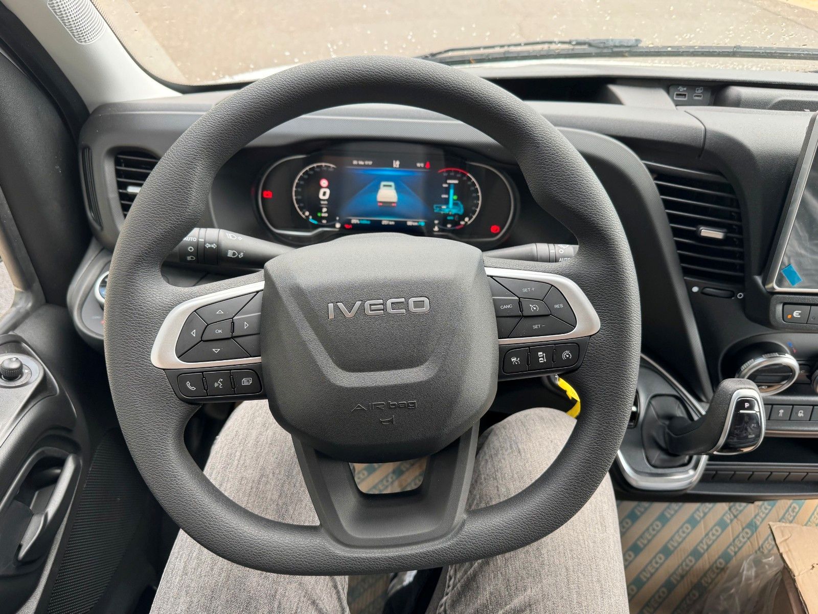 Fahrzeugabbildung Iveco Daily 35S16 A8 *R4.100mm*Automatik*Kamera*SPIER*