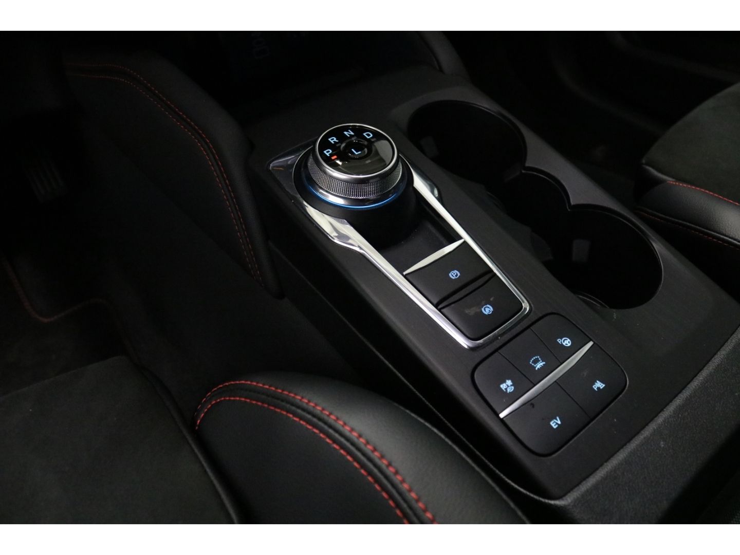 Fahrzeugabbildung Ford Kuga ST-Line X PHEV Navi / LED / Technologie-Pak