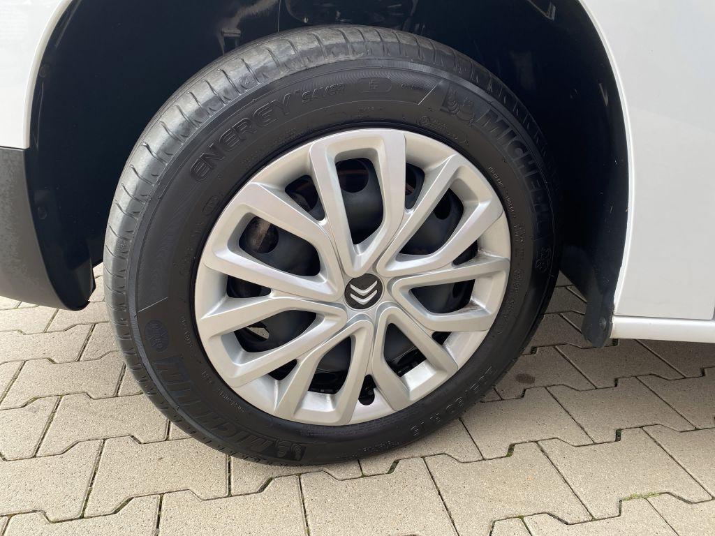 Citroën Berlingo M PureTech 110 FEEL *Keyless*PDC*8Zoll*