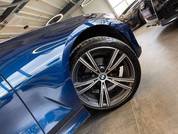 BMW 320 Touring  d xDrive Luxury Line *HUD*PANO*ACC*