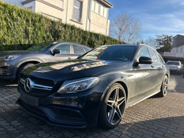 Mercedes-Benz C 63 S AMG